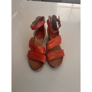 Miz Mooz Cassie Sz 41 Ankle Zipback Sandals Orange